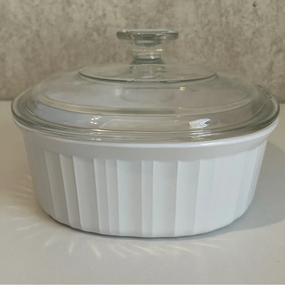 Corningware Oval Casserole Dish with Lid French White F-12-B 1.8 Liter - Picture 5 of 9